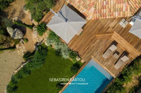 Maison T3 de 137m2 avec piscine chauffée vue montagne