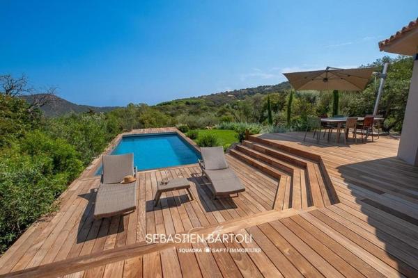 Maison T3 de 137m2 avec piscine chauffée vue montagne