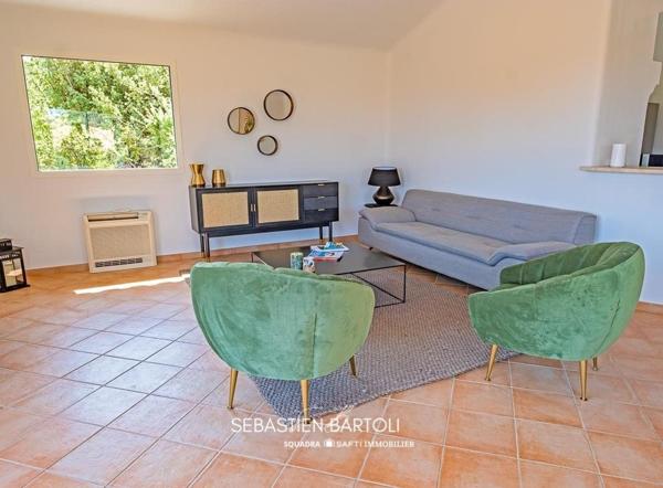 Maison T3 de 137m2 avec piscine chauffée vue montagne