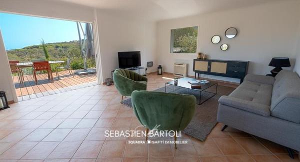 Maison T3 de 137m2 avec piscine chauffée vue montagne