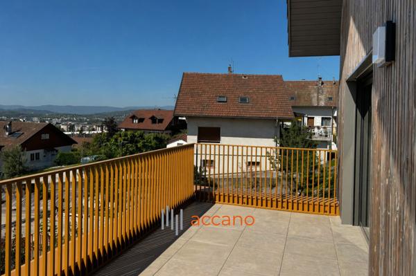 Duplex avec vue montagne