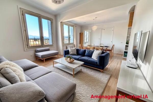 T2 bis dernier étage proche centre ville