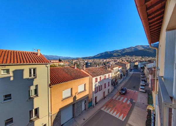 T2 bis dernier étage proche centre ville