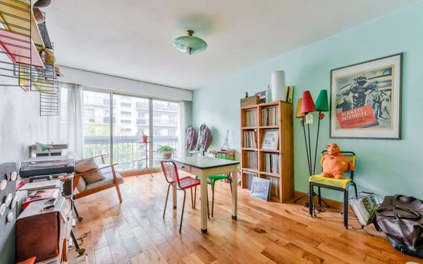 Appartement à vendre    2 pièces • 54,34 m2 Paris 17