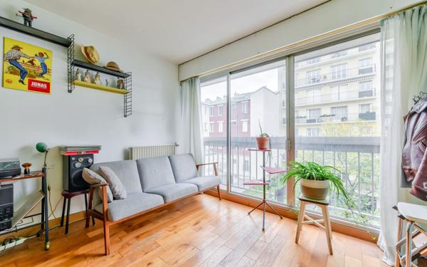 Appartement à vendre    2 pièces • 54,34 m2 Paris 17