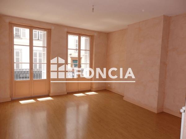 Location Appartement 3 pièces 75.84 m² - 4 RUE MARECHAL FOCH Tarbes 65000