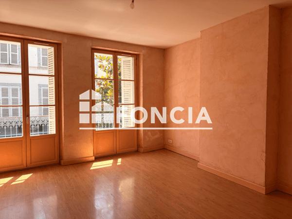 Location Appartement 3 pièces 75.84 m² - 4 RUE MARECHAL FOCH Tarbes 65000