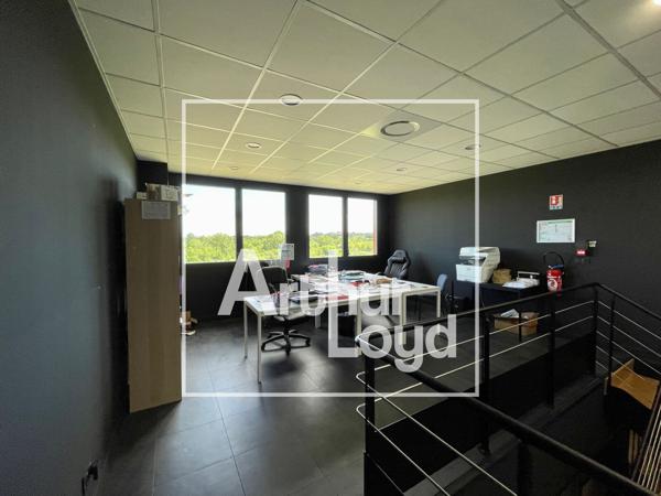 BUREAUX ET STOCKAGE A LOUER - FABREGUES