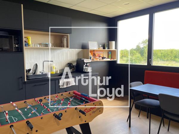 BUREAUX ET STOCKAGE A LOUER - FABREGUES