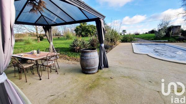 Maison de village 6 pièces de 167 m² à Foussais-Payré (85240)