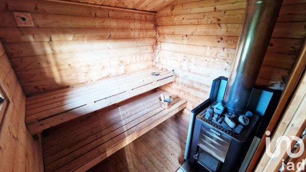 Maison de village 6 pièces de 167 m² à Foussais-Payré (85240)