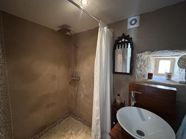 Domaine clos avec 2 maisons, piscine chauffée et dépendances – Idéal projet familial ou gîtes