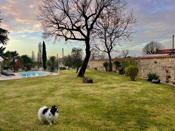 Domaine clos avec 2 maisons, piscine chauffée et dépendances – Idéal projet familial ou gîtes