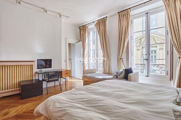 Location - 2 chambres - charme - rue de verneuil