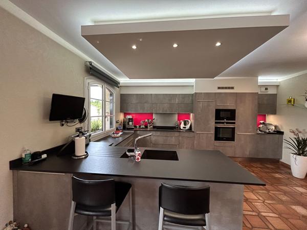 Belle Propriété dans un environnement verdoyant et rare !