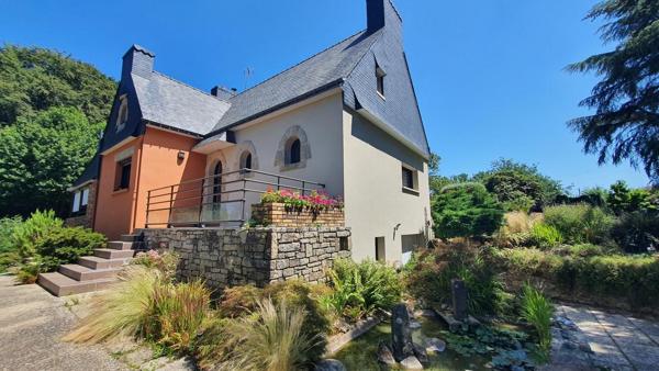 EXCLUSIVITÉ LANGUIDIC : Maison de charme au cœur d’un écrin de verdure !