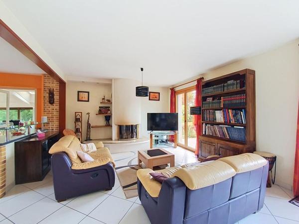 EXCLUSIVITÉ LANGUIDIC : Maison de charme au cœur d’un écrin de verdure !