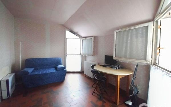 Appartement à vendre    1 pièce • 15,91 m2 Saint-Cyprien