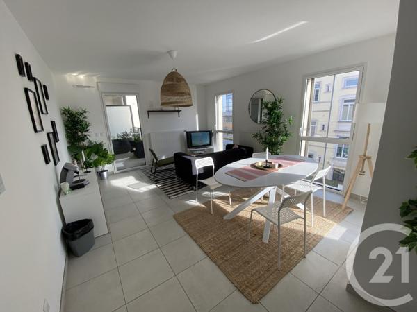 Appartement T4 à vendre  4 pièces - 78,80 m2 VILLEFRANCHE SUR SAONE - 69