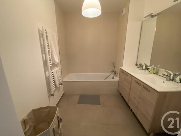 Appartement T4 à vendre  4 pièces - 78,80 m2 VILLEFRANCHE SUR SAONE - 69