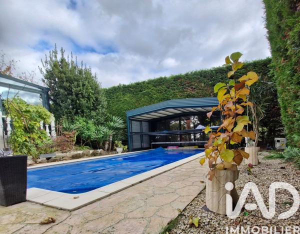 Maison à vendre 8 pièces 200 m² Mandres-les-Roses