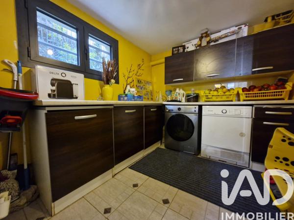 Maison à vendre 8 pièces 200 m² Mandres-les-Roses