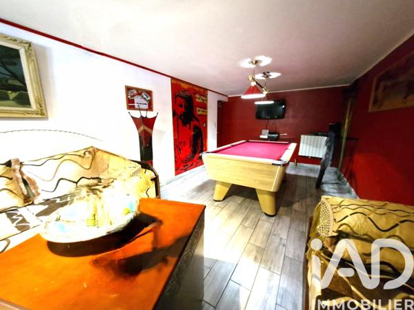 Maison à vendre 8 pièces 200 m² Mandres-les-Roses