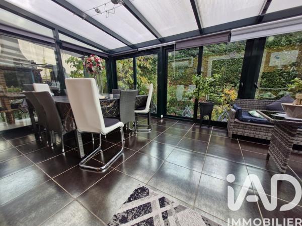 Maison à vendre 8 pièces 200 m² Mandres-les-Roses