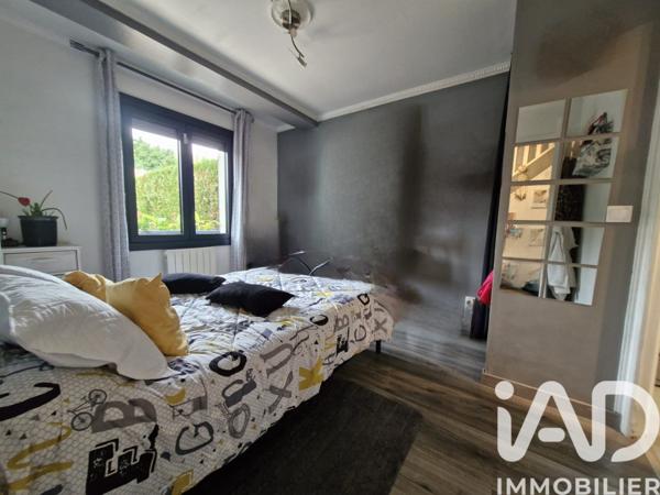 Maison à vendre 8 pièces 200 m² Mandres-les-Roses