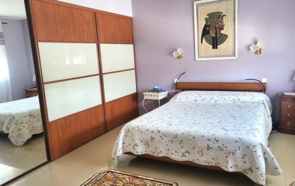 Vente Maison AVEC 244M2 DE GARAGE - COUR -PATIO Montagnac   