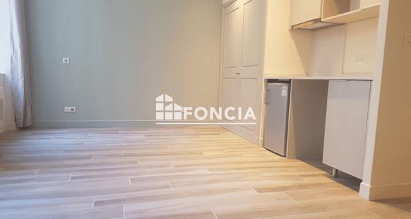 Location Studio 29.59 m² - Saint-étienne 42000