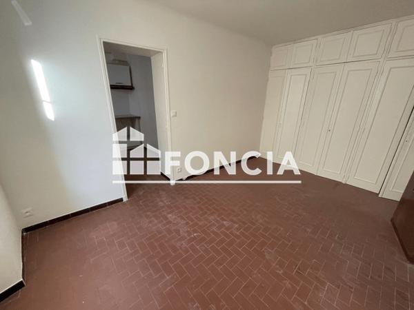 Location Appartement 3 pièces 41.9 m² - 2 BIS RUE DE LA TREILLE Le Beausset 83330