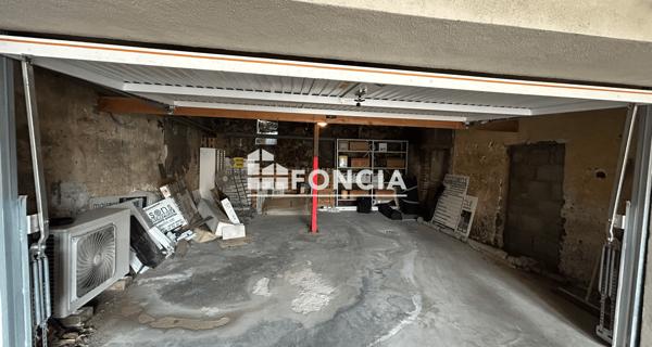 Location Local commercial 2 pièces 89.5 m² - Roanne 42300
