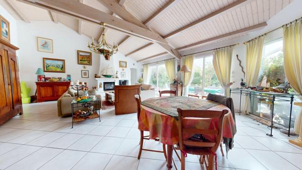 Maison 5 pièces - 120 m² Exclusivité efficity