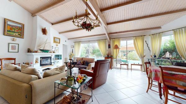 Maison 5 pièces - 120 m² Exclusivité efficity