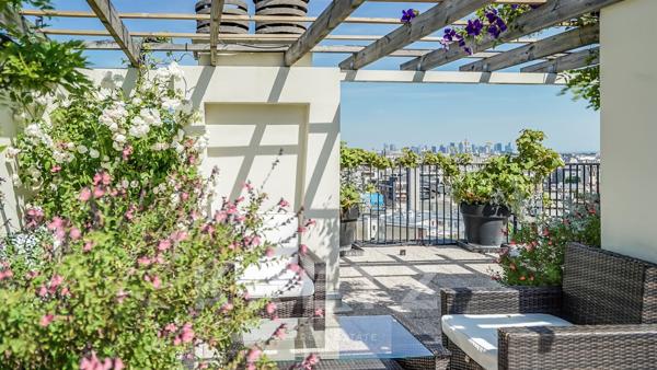Penthouse avec terrasse à Boulogne