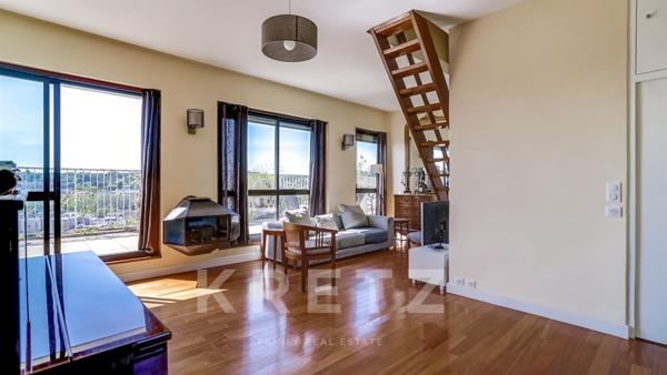 Penthouse avec terrasse à Boulogne