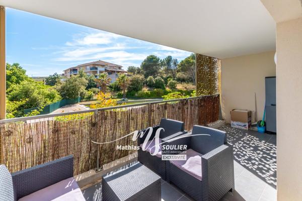 T2 de 36 m² avec terrasse et piscine - La Duranne