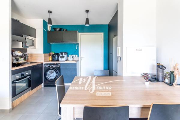 T2 de 36 m² avec terrasse et piscine - La Duranne