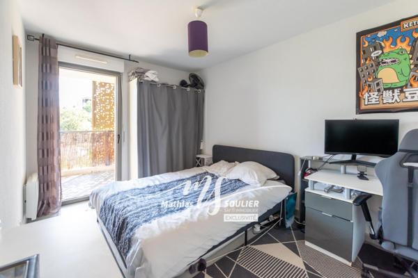 T2 de 36 m² avec terrasse et piscine - La Duranne