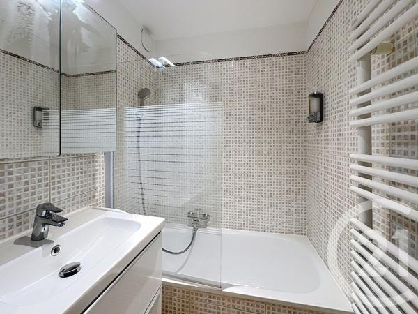 Appartement F2 à vendre  2 pièces - 30 m2 ANTIBES - 06