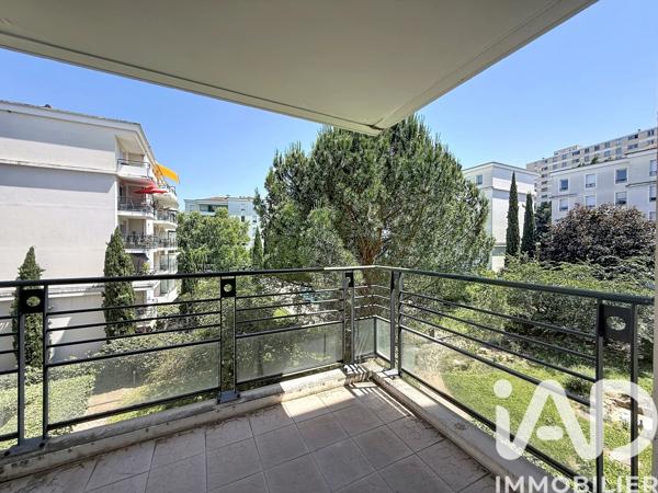 Appartement à vendre 4 pièces 81 m² Tassin-la-Demi-Lune