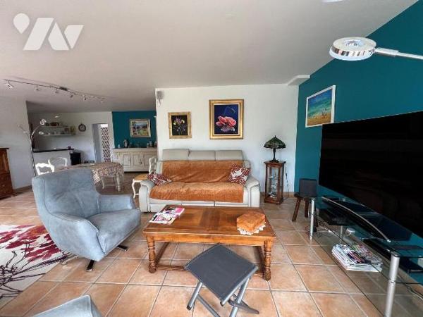 A VENDRE - GUERANDE - PROCHE LA BAULE - BELLE MAISON 4/5 CHAMBRES
Dans secteur calme et réside...