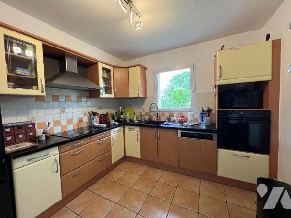 A VENDRE - GUERANDE - PROCHE LA BAULE - BELLE MAISON 4/5 CHAMBRES
Dans secteur calme et réside...