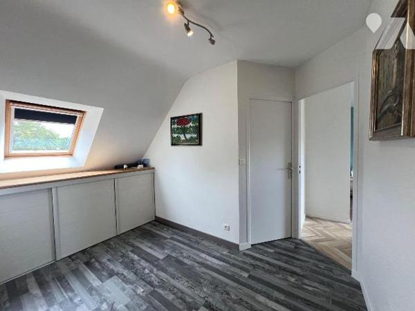 A VENDRE - GUERANDE - PROCHE LA BAULE - BELLE MAISON 4/5 CHAMBRES
Dans secteur calme et réside...