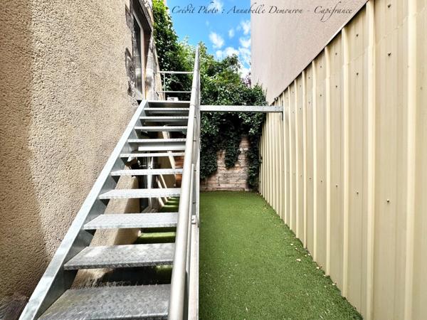 CLERMONT-FERRAND - ENSEMBLE IMMOBILIER DE DEUX MAISONS – GARAGE – COUR PRIVÉE – FORTE RENTABILITÉ