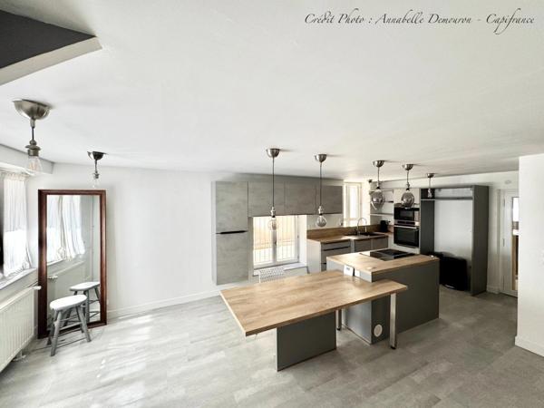 CLERMONT-FERRAND - ENSEMBLE IMMOBILIER DE DEUX MAISONS – GARAGE – COUR PRIVÉE – FORTE RENTABILITÉ