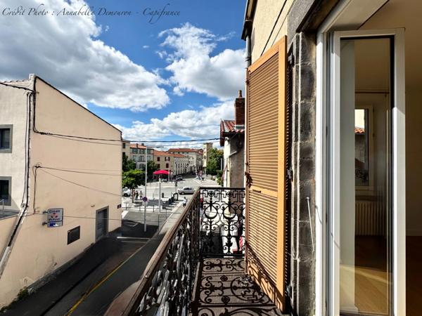 CLERMONT-FERRAND - ENSEMBLE IMMOBILIER DE DEUX MAISONS – GARAGE – COUR PRIVÉE – FORTE RENTABILITÉ