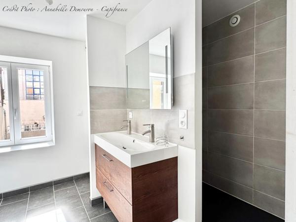 CLERMONT-FERRAND - ENSEMBLE IMMOBILIER DE DEUX MAISONS – GARAGE – COUR PRIVÉE – FORTE RENTABILITÉ