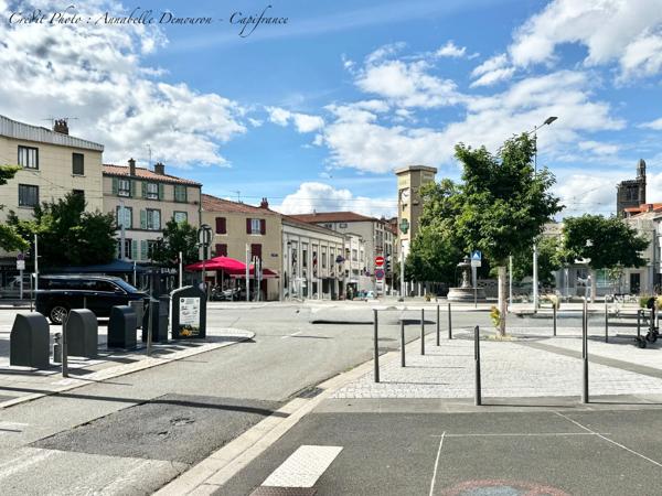 CLERMONT-FERRAND - ENSEMBLE IMMOBILIER DE DEUX MAISONS – GARAGE – COUR PRIVÉE – FORTE RENTABILITÉ